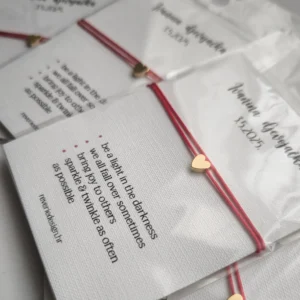narukvice za djevojačku narukvice za djeveruše narukvica za kumu personalizirane narukvice poklon za djevojačku poklon za kumu poklon za djeverušu personalizirani pokloni za svadbu uspomena za djevojačku gift box za djevojačku svadbeni nakit elegantni nakit za svadbu nakit za kumu nakit za djeveruše biserni nakit minimalistički nakit